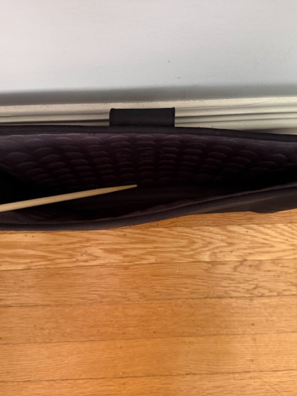 Tumi Alpha 26141D4 Black Expandable Laptop Briefcase - Picture 5 of 7